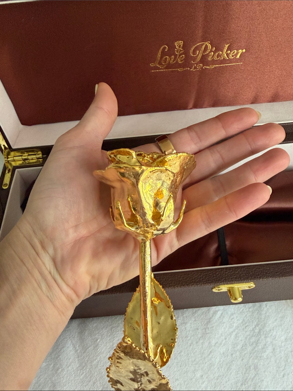 Love Picker 24K Gold-Plated Rose in Gift Box - Gold - Picture 5 of 9